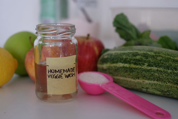 How to make your own fruit and vegetable wash with a few simple ingredients