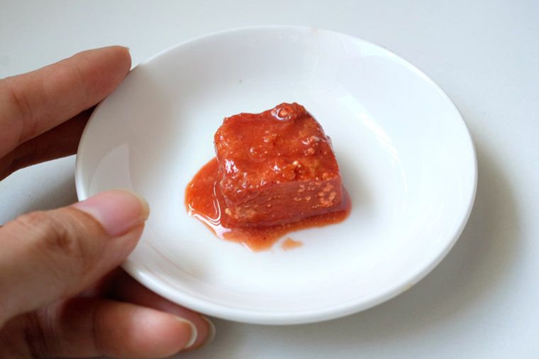 Nam yu 南乳 Red Fermented Beancurd