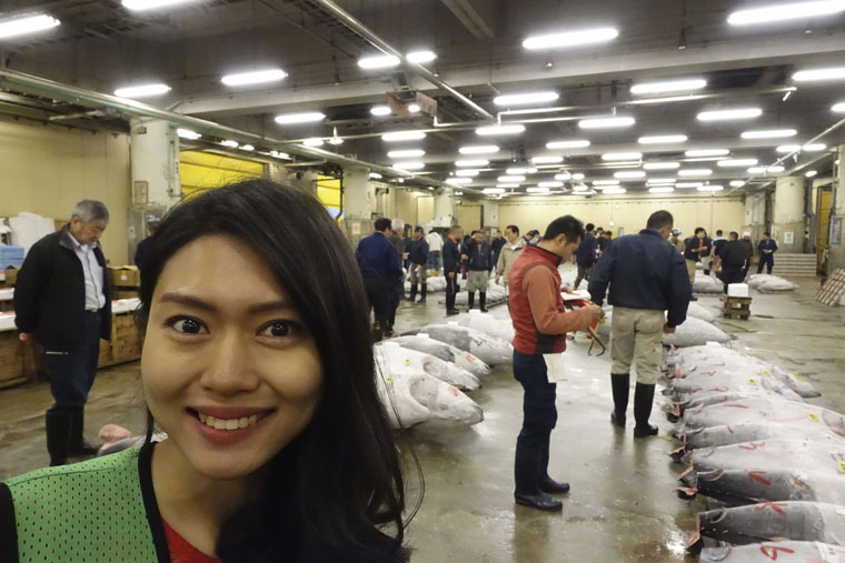 Sara at the Tsukiji Fish Market for tuna Auction