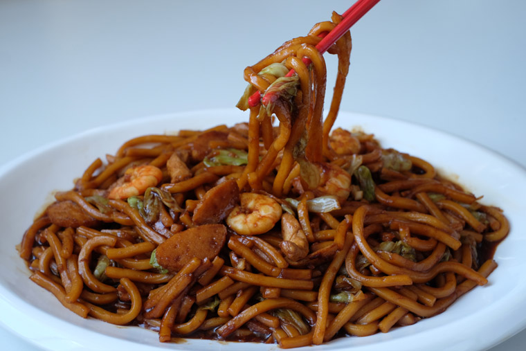 Easy Malaysian Fried Hokkien Mee Noodles 10 Ingredients New Malaysian Kitchen